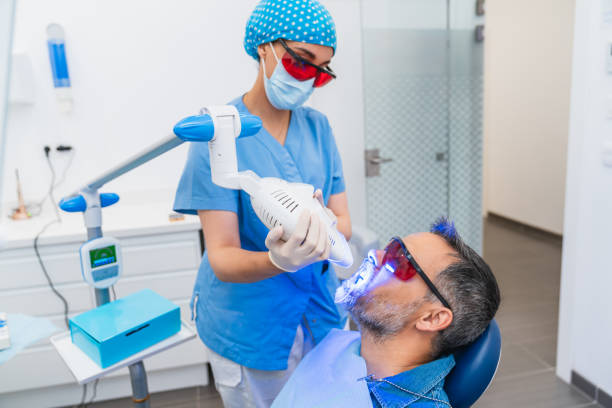 Best Holiday Emergency Dentist in Mendon, IL